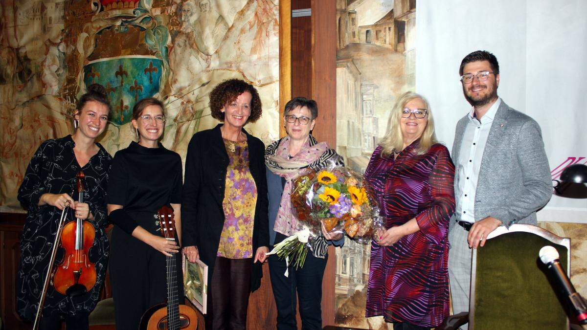 30 Jahre &quot;LiteraturPur&quot;: Mira und Sara Gregorič, Maja Haderlap, Barbara Kreiner, Ingrid Paulitsch und Lukas Gradnitzer