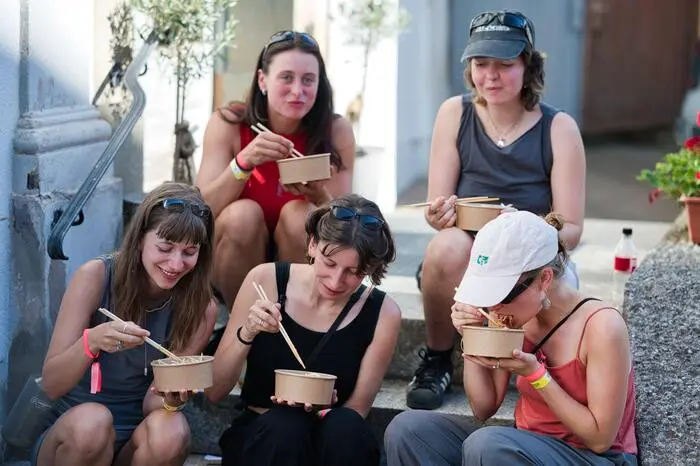 Am letzten Tag nutzten viele Besucherinnen und Besucher am Rostfest in Eisenerz noch einmal die Chance, um ausgelassen zu feiern.