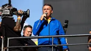 Former Brazilian president Jair Bolsonaro PL during a march called Justice Now in Sao Paulo Former Brazilian President Jair Bolsonaro PL during a march called Justice Now calling for amnesty for those involved in the January 8 episode, against the decisions of the Supreme Federal Court STF and against the administration of current Brazilian President Luiz Inacio Lula da Silva, on Paulista Avenue, downtown Sao Paulo, this Sunday, June 29, 2025 SoO PAULO SoO PAULO Brazil Copyright: xMarinaxUezimax