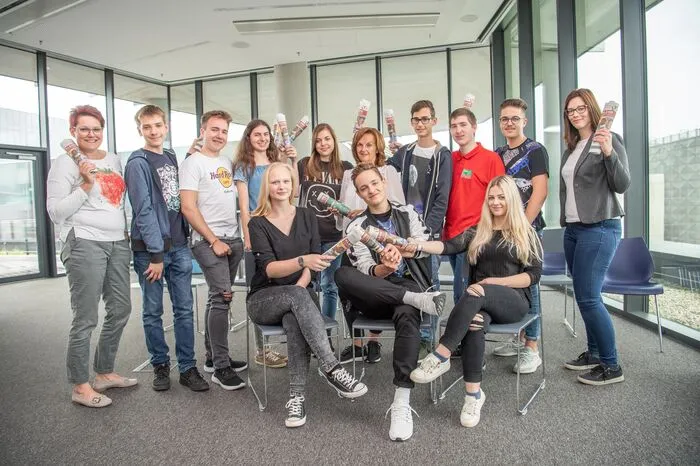 En garde, die Feldbacher haben heute die Redaktion der Kleinen Zeitung gestürmt.