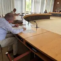 Die Plätze der Opposition blieben im Leobener Gemeinderat am Donnerstag fast leer