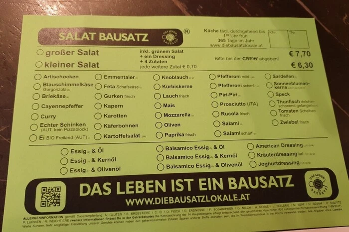 ... nun zusätzlich auch ein Bausatzlokal. Also könne sich Gäste...