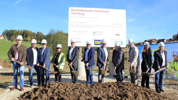 Klicken Sie sich durch die Fotos vom Spatenstich in Voitsberg!
