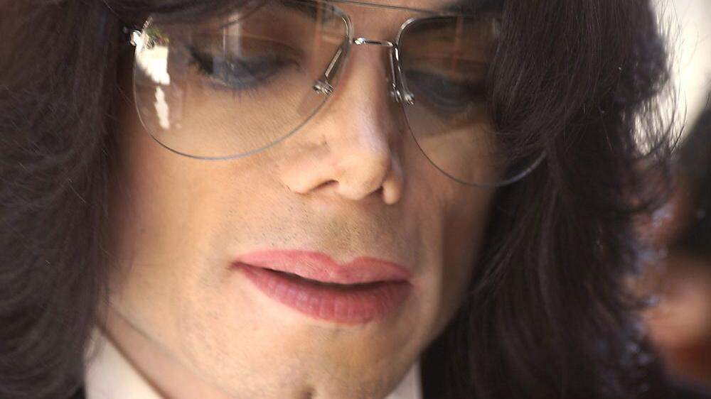 Michael Jackson 2005 beim Prozess wegen Kindesmissbrauch