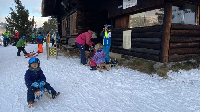 Auf der Naturrodelbahn Lienzer Dolomiten kann man nach zwei milden Wintern endlich wieder bei tollen Bedingungen ins Tal sausen (Archivbild)