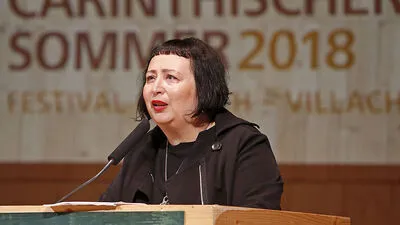 Julya Rabinovich hielt die Eröffnungsrede