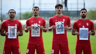 Das iranische Nationalteam zeigte Fotos