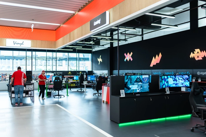 Die Gaming Experience-Zone | Anfassen und ausprobieren ist Teil des Konzepts im Tech-Village