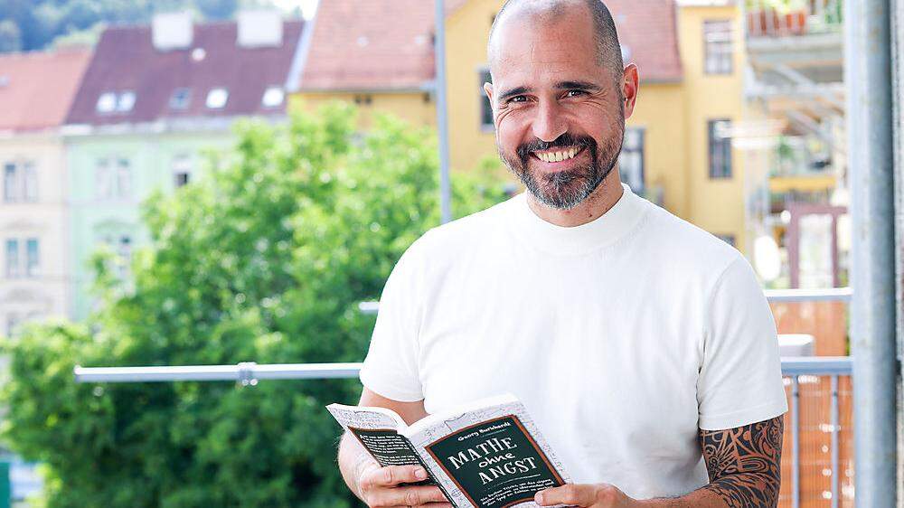 Der Grazer Buchautor Georg Burkhardt will Mathe den Menschen näherbringen