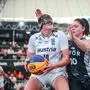 VIENNA,AUSTRIA,13.JUN.25 - BASKETBALL - FIBA 3x3 World Tour. Image shows Alexia Susan (Austria) and Klaudia Papp (Gyor).
Photo: GEPA pictures/ Manuel Binder