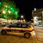 Die Polizei suchte in der Nacht auf Donnerstag mit weiteren Einsatzkräften nach dem 20-Jährigen (Archivfoto)