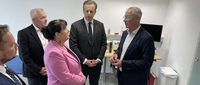 Vize-Landeshauptfrau Khom und Gesundheitslandesrat Kornhäusl (beide ÖVP) bei der Eröffnung des Primärversorgungsnetzwerks Neumarkt-Scheifling, Nun will der Landesrat die Einrichtung vor dem Aus retten