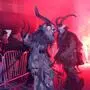 Rund 600 höllische Gestalten sorgten für ein lautes Treiben beim Geistthaler Krampuslauf