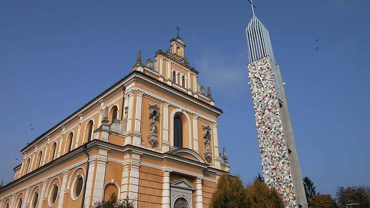 2015 verzeichnete man in den Dekanaten Feldbach und Radkersburg 452 Kirchenaustritte.