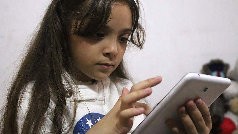 Die siebenjährige Bana twittert (@AlabedBana) mitten aus Aleppo