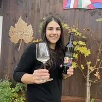 Mit viel Herzblut führt Anne Hütter-Grießbacher ihr Weingut in St. Anna am Aigen