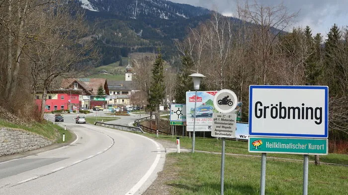 Trotz Bauboom überwiege im Luftkurort Gröbming "das Positive bei weitem", sagt Bürgermeister Reingruber. Die ersten Alarmsignale seien aber da, "jetzt ist es Zeit, dass sich etwas tut und wir uns wehren." Bereits im Bau befindliche Projekte will er nicht verteufelt wissen, wie zum Beispiel...