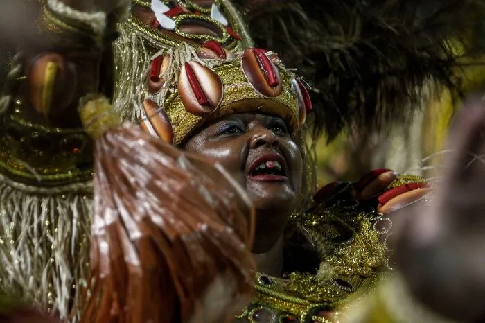 Zum Karneval in Rio werden in den kommenden Tagen wieder Millionen Feiernde erwartet - darunter Hunderttausende Touristen.