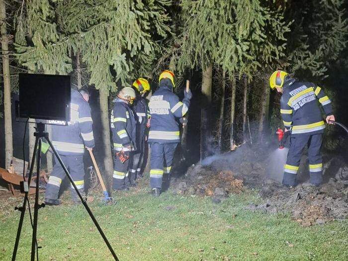 22 Feuerwehrmitglieder rückten zur Brandbekämpfung aus