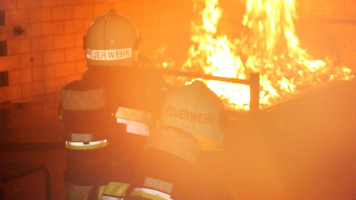 Bei einem Löscheinsatz wurde der Kamerad verletzt