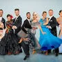 Es geht los für Silvia Schneider und Danilo Campisi, Natalia Ushakova und Stefan Herzog, Tamara Mascara und Dimitar Stefanin, Michi Kirchgasser und Willi Gabalier, Edita Malovcic und Florian Vana 