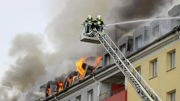 Das Feuer brach am Samstag in einem Wiener Reihenhaus aus.