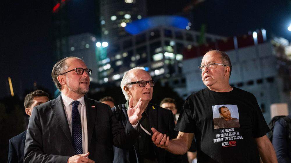 In Tel Aviv traf Schallenberg Gilad Korngold und andere Geisel-Angehörige