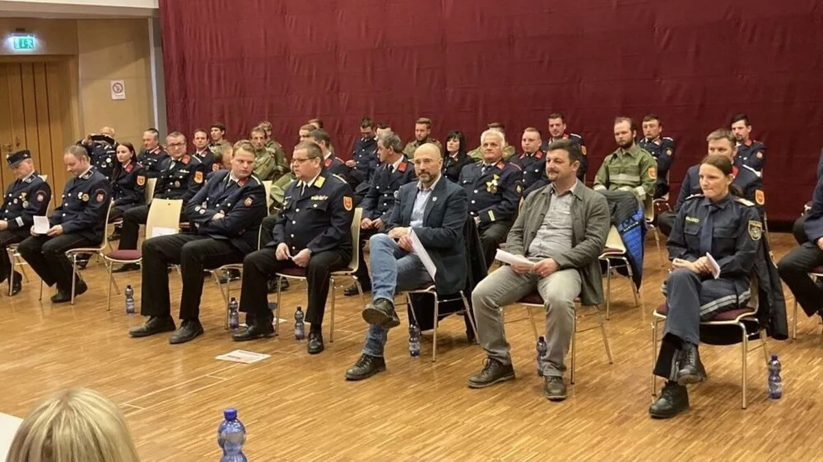 Mitglieder und Ehrengäste bei der 146. Jahreshauptversammlung der FF Kötschach-Mauthen   