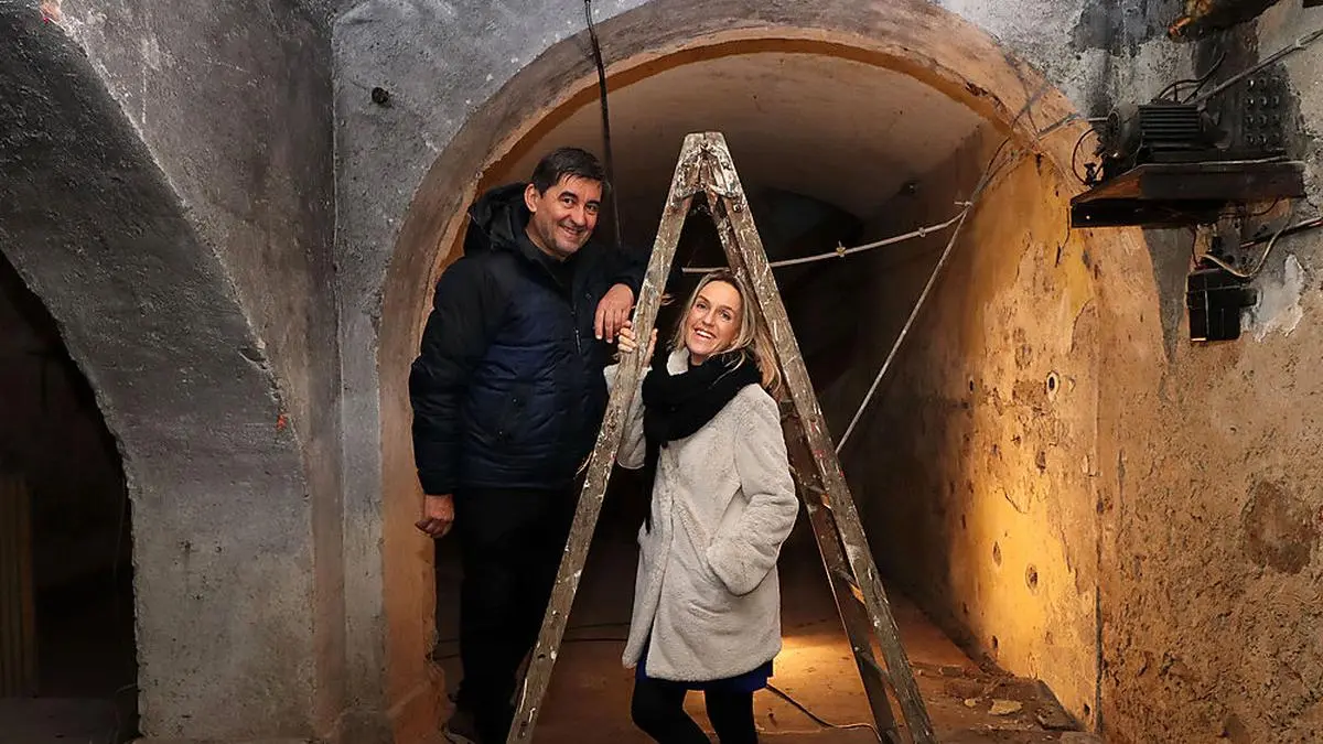 Harald Jordan und Dagmar Grohmann im zukünftigen Veranstaltungskeller.