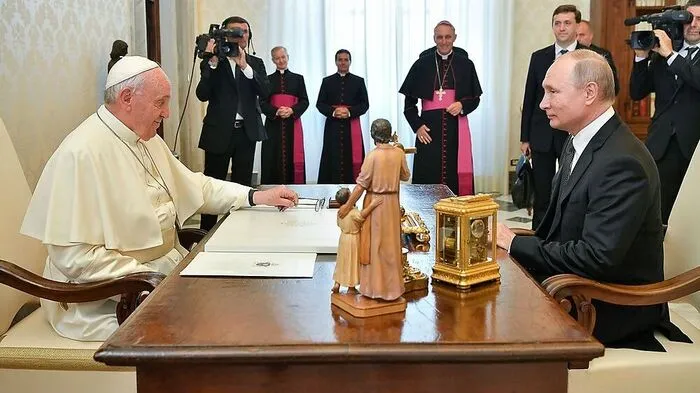 Papst Franziskus, Wladimir Putin