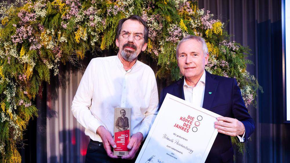Der Lebenswerk-Preisträger mit Sponsorvertreter Christian Purrer von der Energie Steiermark (rechts)