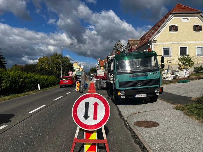 Die Unfallstelle an der B65 bei Brodersdorf (Gemeinde Eggersdorf)