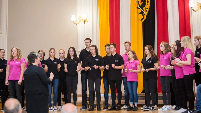 Beim Benefizkonzert des Soroptimist Club Lavant-Wolfsberg begeisterten am Freitagabend im Rathausfestsaal zahlreiche Chöre und Musikensembles das Publikum. 