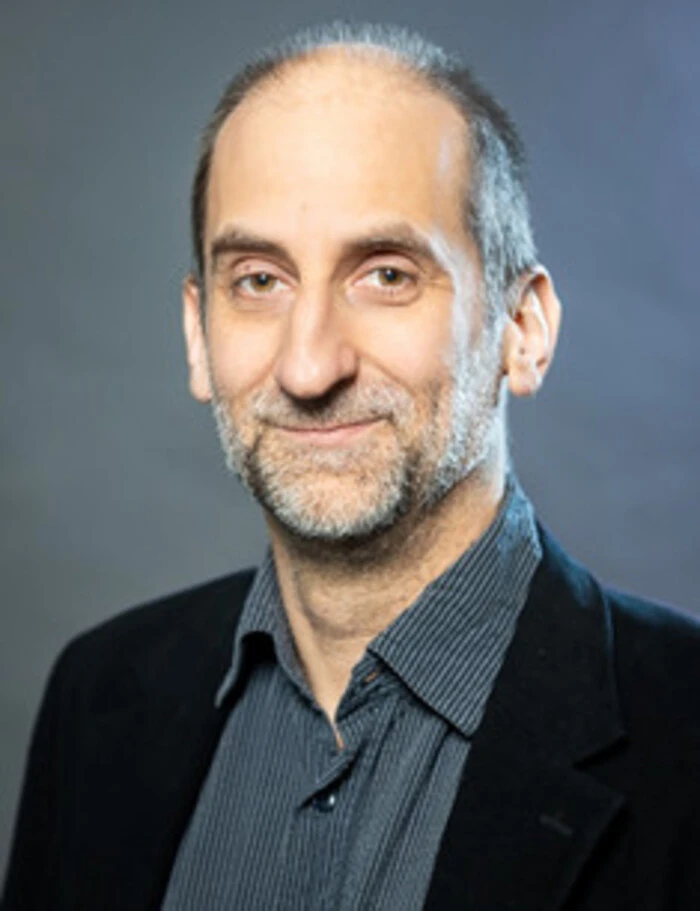 Nikolaus Müllner ist Leiter des Instituts für Sicherheits- und Risikowissenschaften (ISRW) und betreut das Forschungsfeld Nukleartechnologien und nukleare Sicherheit