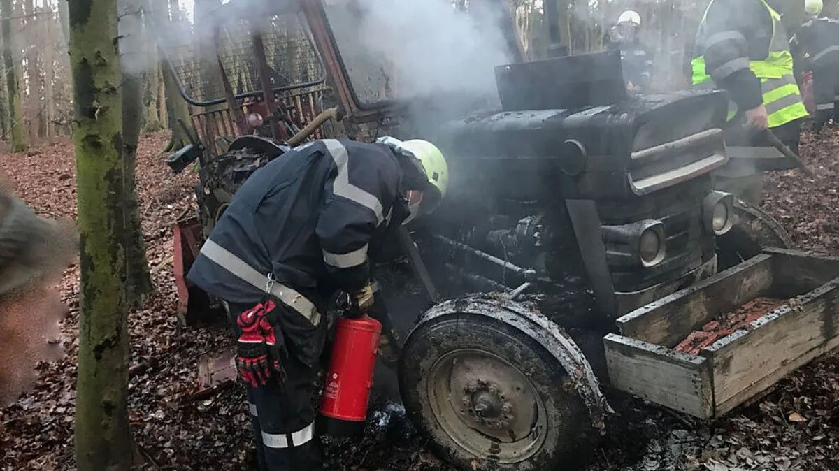Die Feuerwehr Auersbach löschte den Kabelbrand