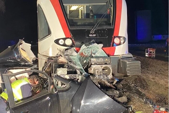 Das Fahrzeug wurde rund 190 Meter mitgeschleift.