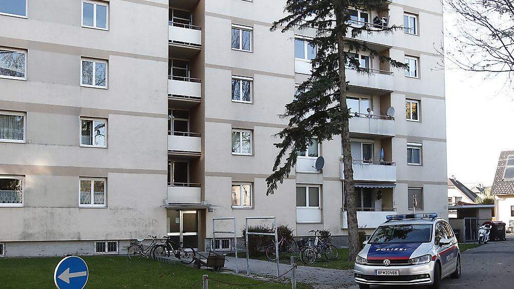 Im November 2020 wurde ein Salzburger tot in dieser Wohnanlage in Klagenfurt-Fischl aufgefunden