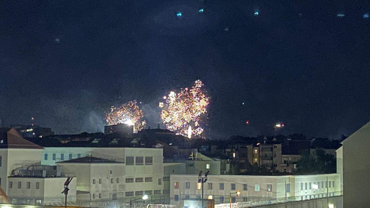 An mehreren Stellen in Graz wurden am Donnerstag Feuerwerke gezündet