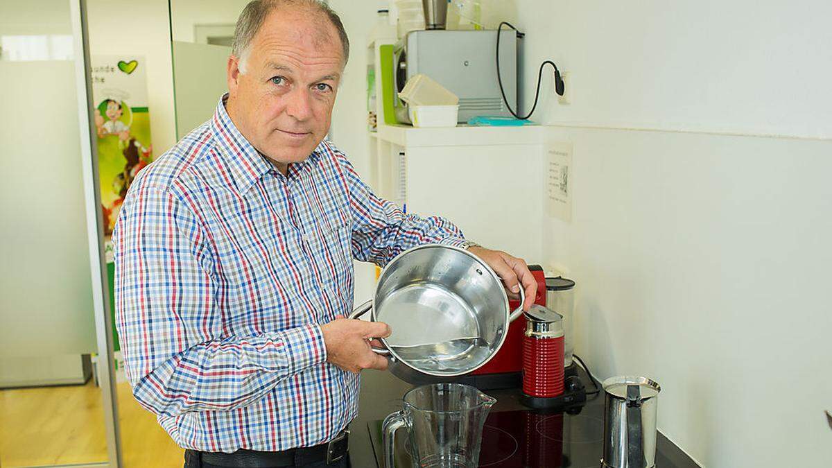 „Bis die Gemeinde Entwarnung gibt, müssen die Bürger das Wasser drei Minuten lang abkochen“, sagt Appé.