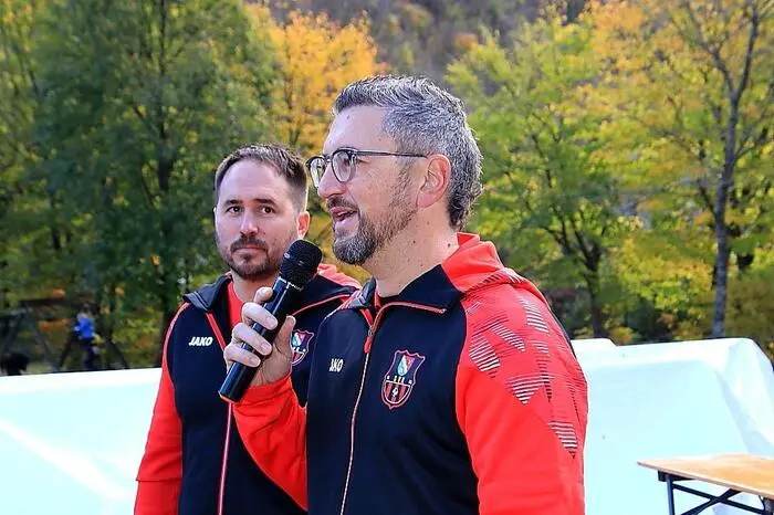 Denn der Sportverein Kainach mit Obmann Walter Rumpf und Gemeinderat Michael Hösele sowie die Gemeinde luden zu einer familienfreundlichen Wanderung über eine Strecke von drei Kilometern ein.