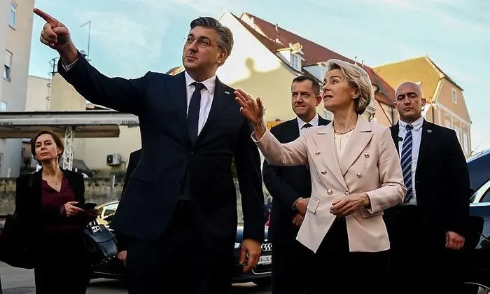 Kroatiens Premier Andrej Plenković mit Kommissionspräsidentin Ursula von der Leyen