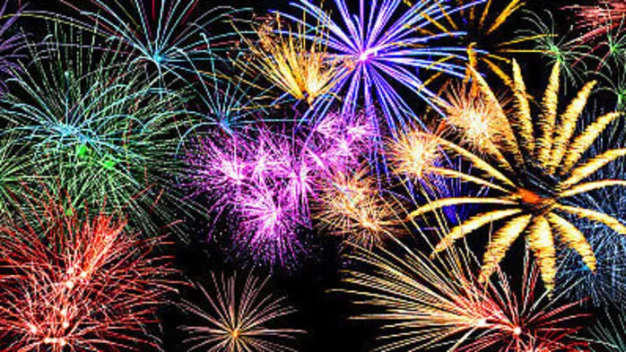 Mit einem Riesenfeuerwerk wird in Knittelfeld das neue Jahr
