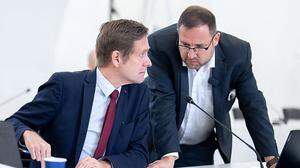 Krainer und Hafenecker | SPÖ und FPÖ (im Bild Fraktionsführer Krainer und Hafenecker) hatten auf eine Ausweitung der Liste gepocht 