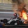 Der Alfa Romeo von Kimi Räikkönen fing während des Fahrens plötzlich Feuer