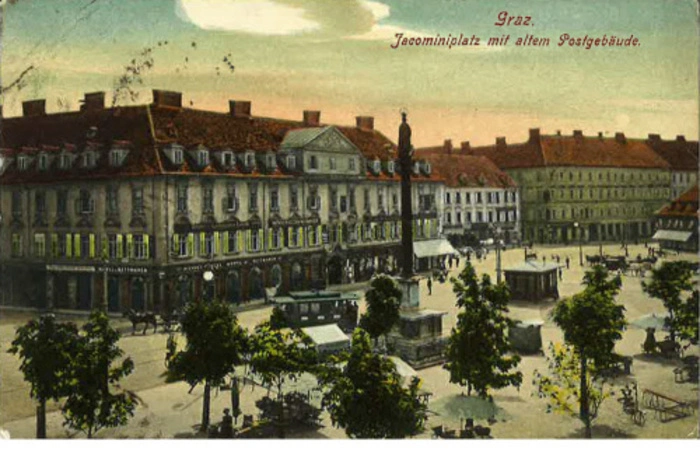 Blick über den Jakominiplatz, als noch die Mariensäule, die vom Karmeliterplatz hierher versetzt wurde, dort stand.