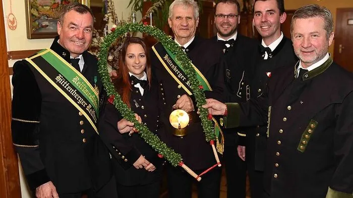 Reiftanzführer Rupert Leikam, Reiftanzbraut 2019 Lisa Maria Kaiser, Reiftanz-Ehrenobmann Heinz Tilz, Kapellmeister Martin Irrasch, Bürgermeister Josef Ofner und Vortänzer Albert Pirolt (von links)