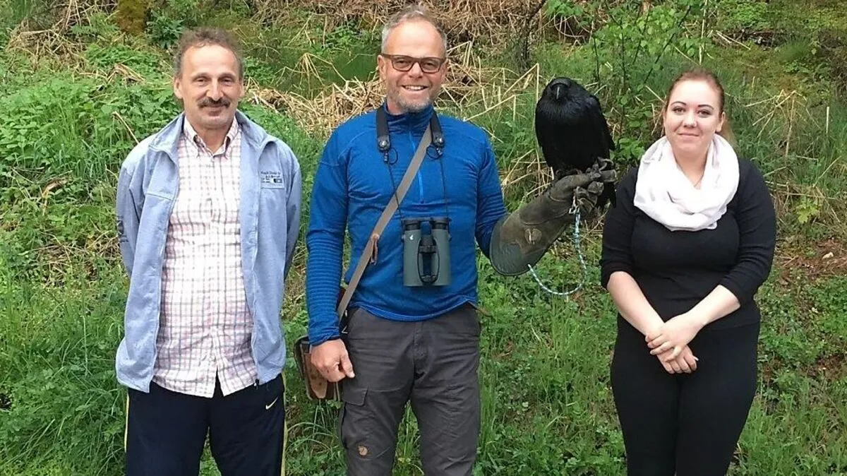 Melanie Gratzer und Egon Manessinger gaben Falkner Franz Schüttelkopf den entscheidenden Hinweis