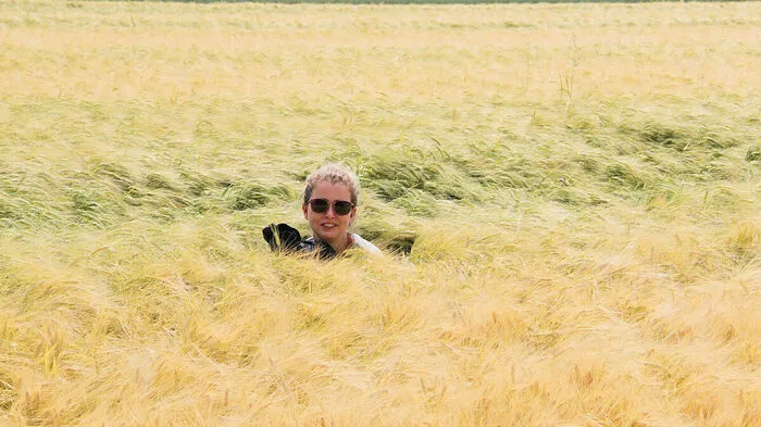 Auch die Kärntner Fotografin Anja Koppitsch musste manchmal für das perfekte Bild seltsame Posen einnehmen.