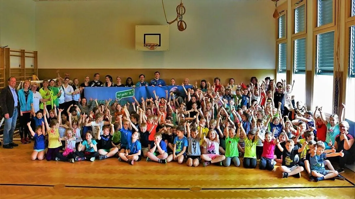 Das Bewegungsland Steiermark gastierte mit der Initiative Sumiday in der Volksschule Peesen