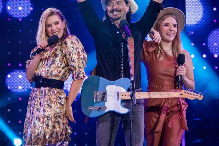 Gemeinsam mit Hertel und ihrer Tochter Johanna Mross gründete Lanny im Jahr 2019 die Band "More Than Words".
